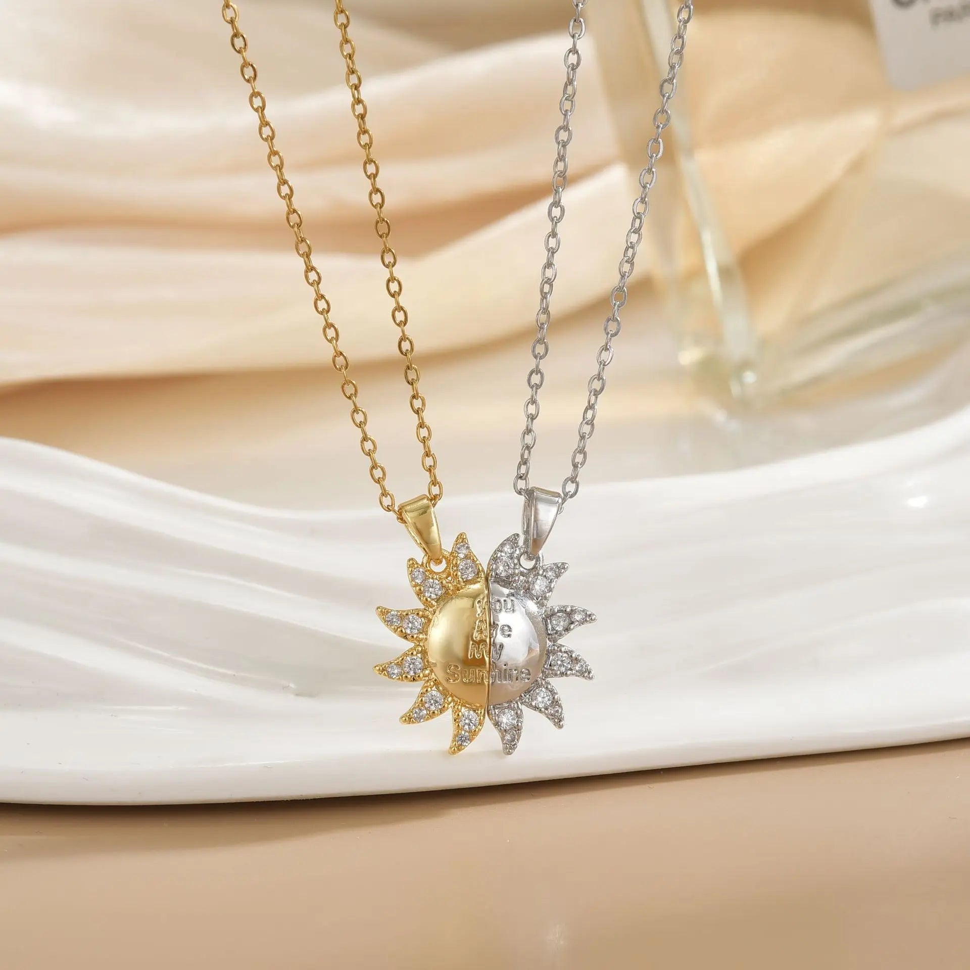 SunMoon™ Magnetic Couple Necklace 🌞🌙💖 Always Drawn Together LATS Official Store